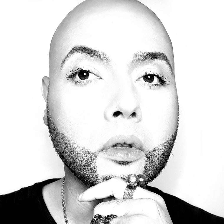 MŌDA® Maven Derek Medina