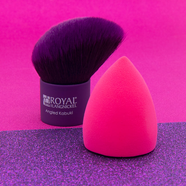 MŌDA® Angled Kabuki & Magic Sponge — detail