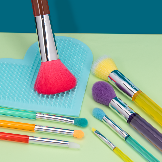 MŌDA® Jelly Gumdrop Dream Full Face Gift Kit — detail