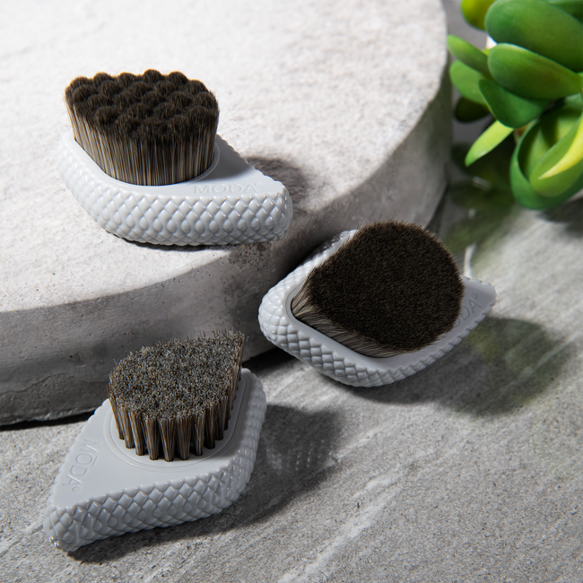 MŌDA® Deluxe Skin Care Kit — detail