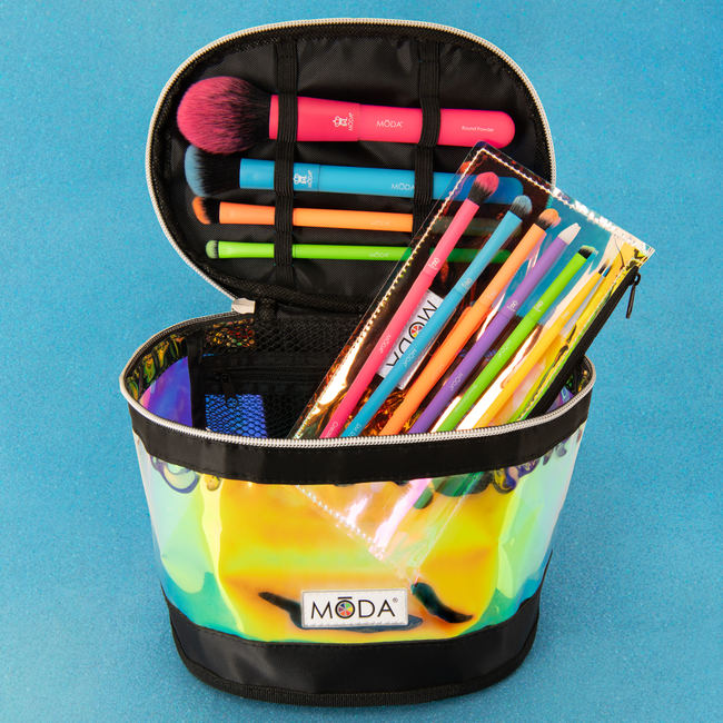 MŌDA® Train Case Bundle — detail