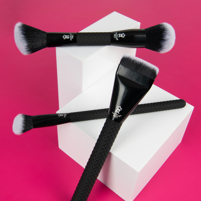 MŌDA® Pro Base and Blush Bundle — detail
