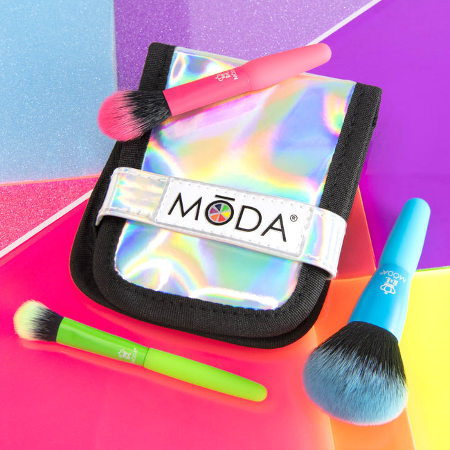 MŌDA® Minis Totally Electric 4pc Travel Face Kit — detail