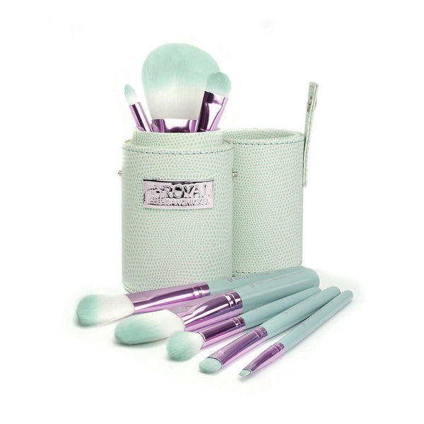 Love Is... Patience™ – 9pc Travel Brush Kit